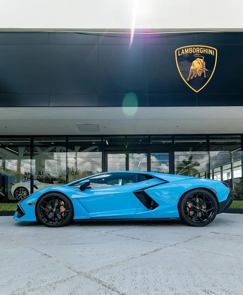 Hình nền siêu xe Lamborghini cho máy tính