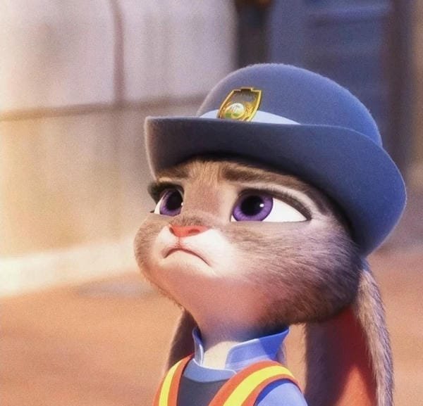 Thỏ và cáo chibi với nụ cười đáng yêu