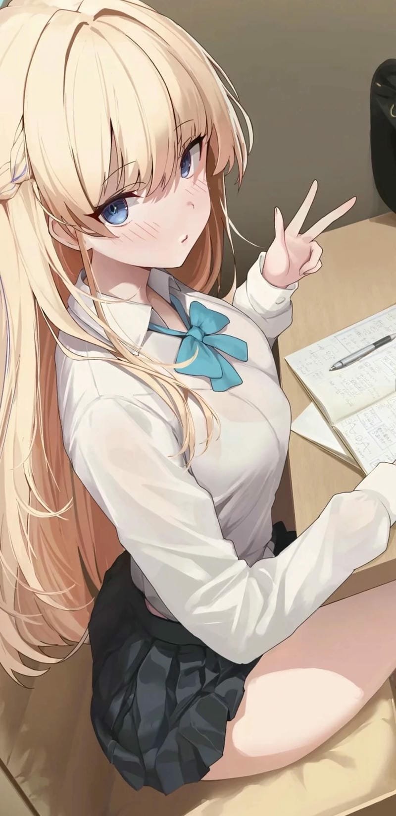 Hình ảnh anime nữ sexy với mái tóc dài quyến rũ