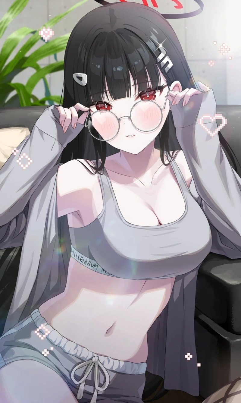 gái xinh anime to tròn 6