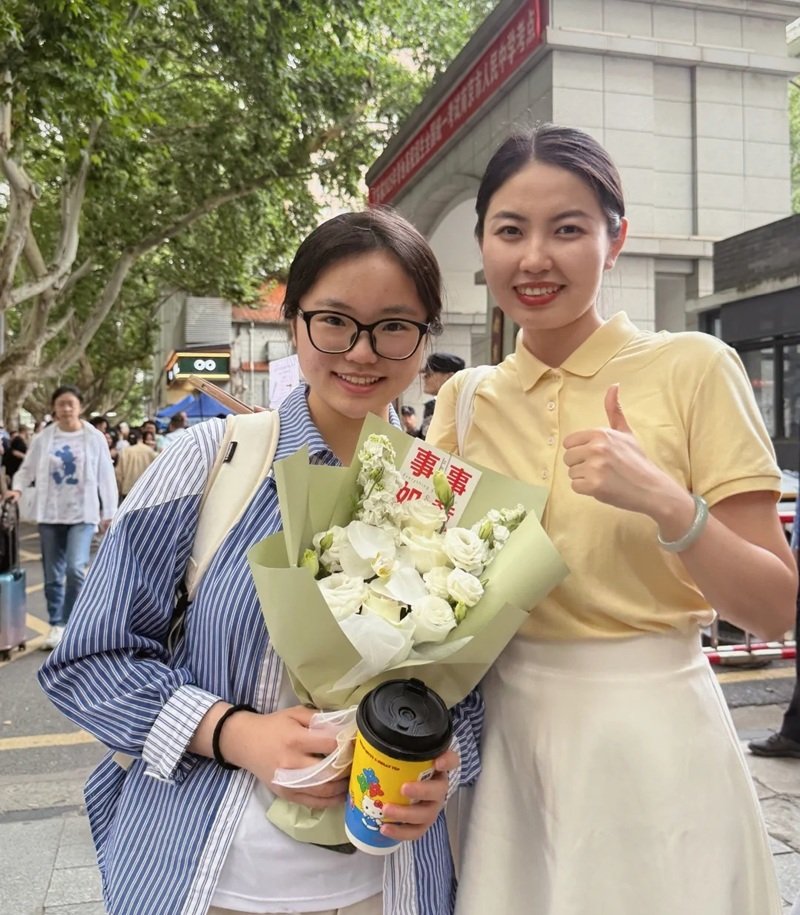 hình ảnh thầy cô và học sinh 35