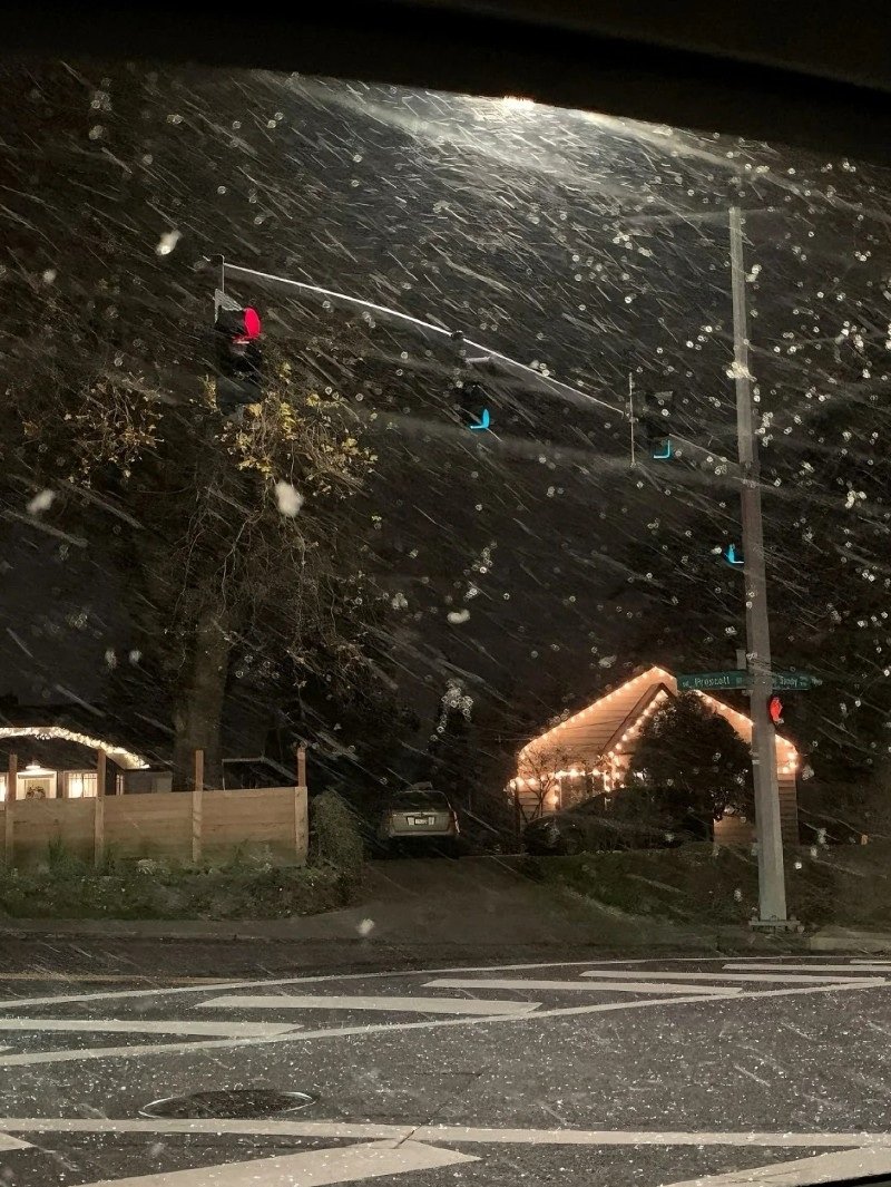 hình ảnh tuyết rơi đẹp nhất 6