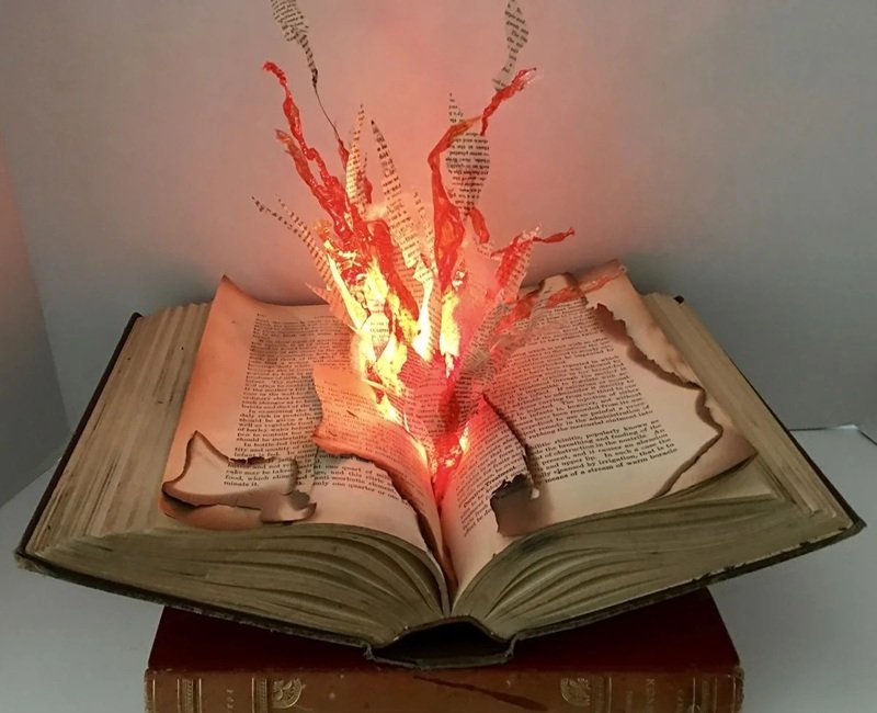 hình quyển sách 24