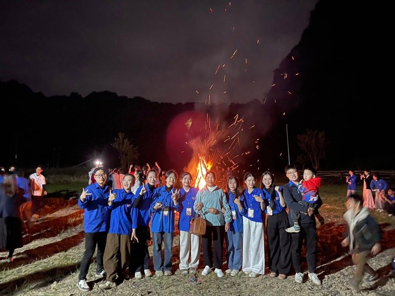 hình ảnh đoàn viên thanh niên 25