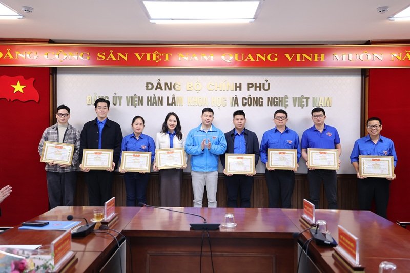 hình ảnh đoàn viên thanh niên 29