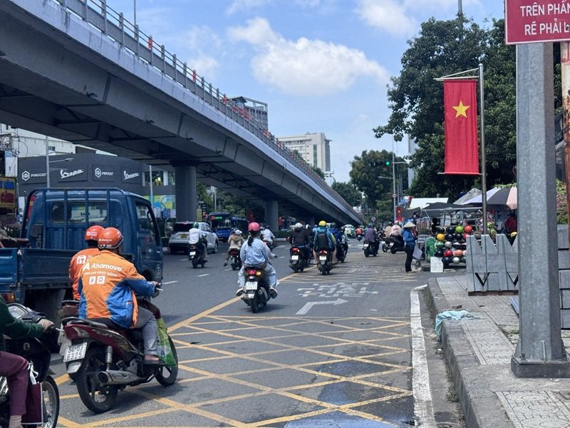 hình ảnh tham gia giao thông 13