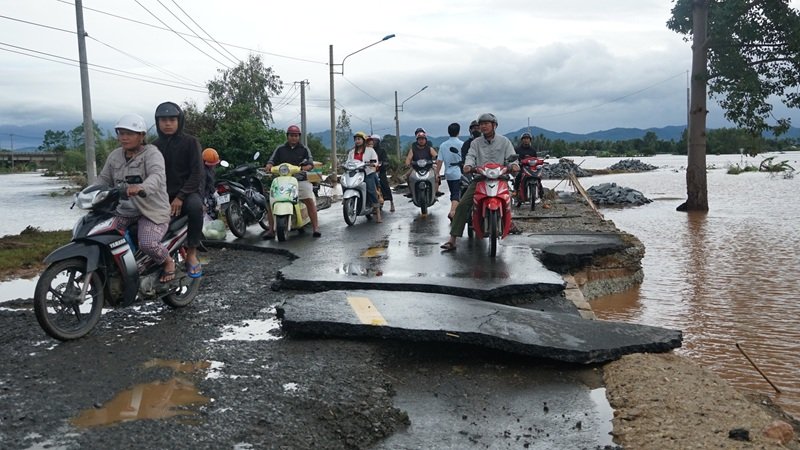 hình ảnh tham gia giao thông 16