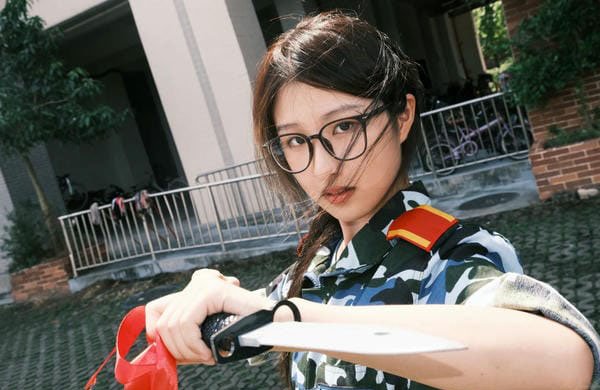 ảnh cầm dao ngầu 34