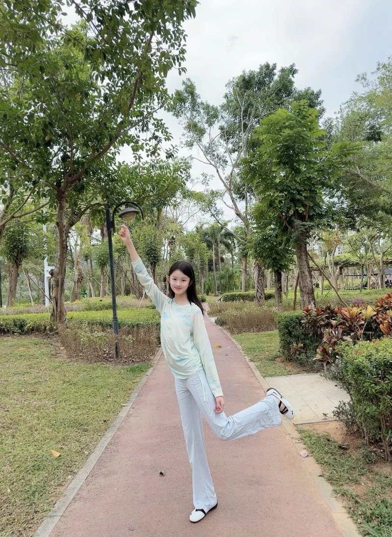 ảnh gái k11 6