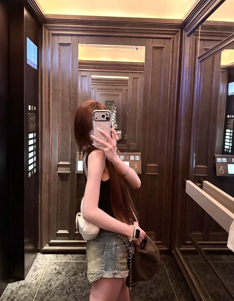 ảnh gái xinh che mặt 2009 37