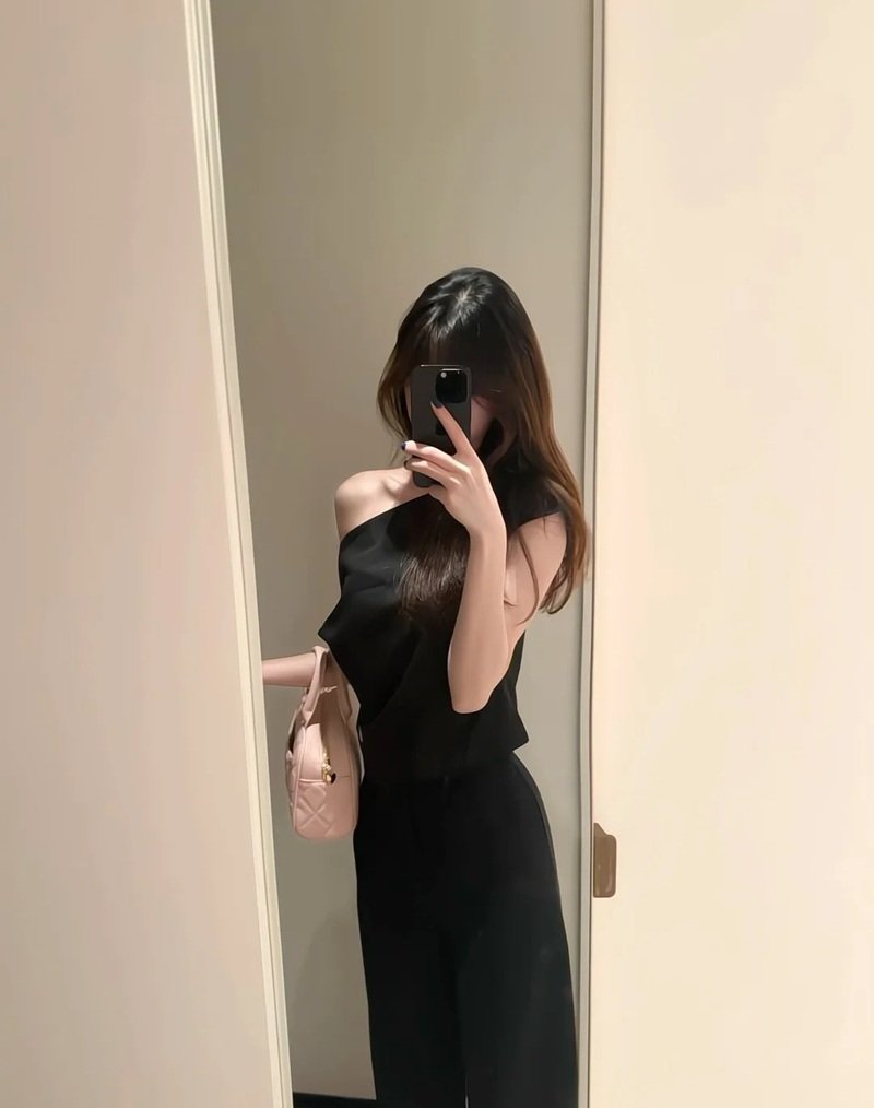 ảnh gái xinh che mặt bằng điện thoại 28