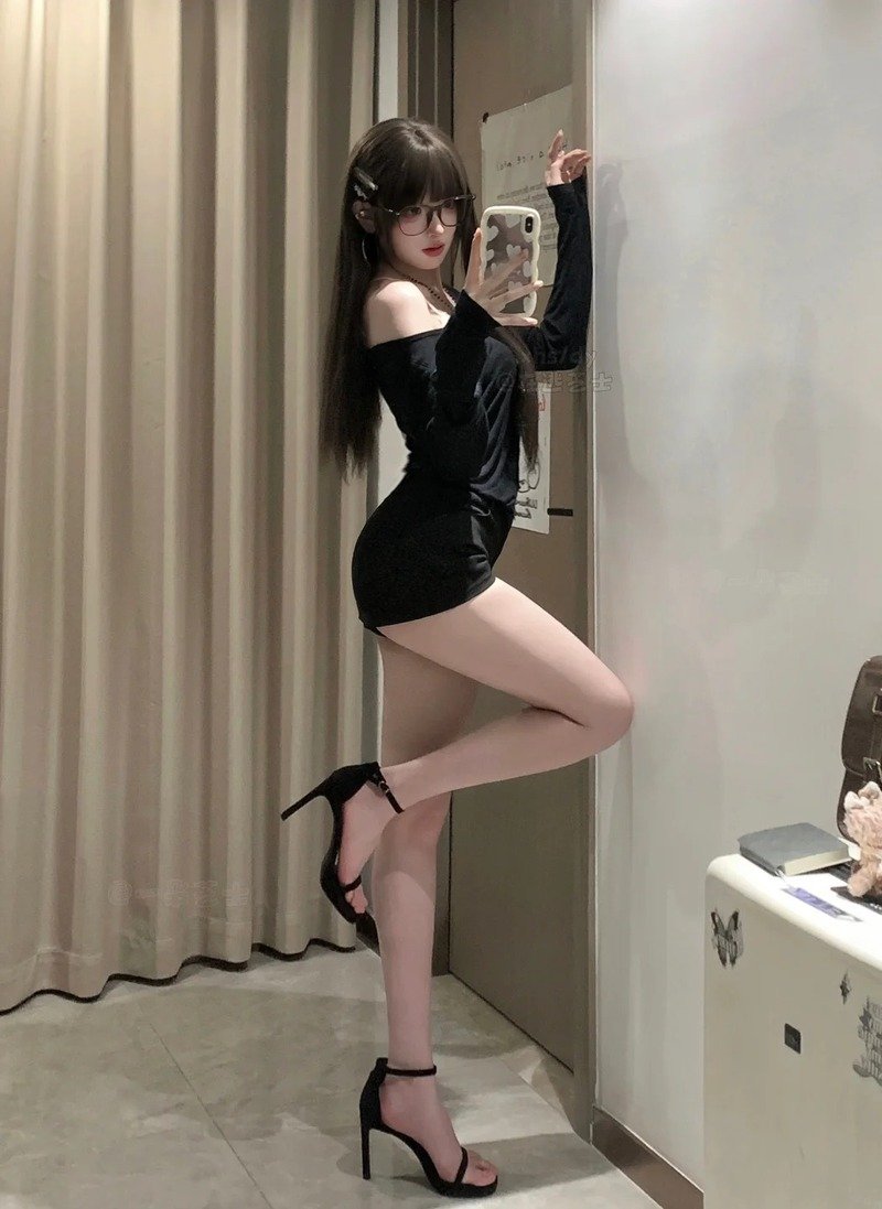 ảnh gái xinh chụp dáng 3