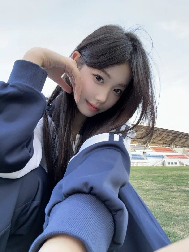 ảnh gái xinh cười 19
