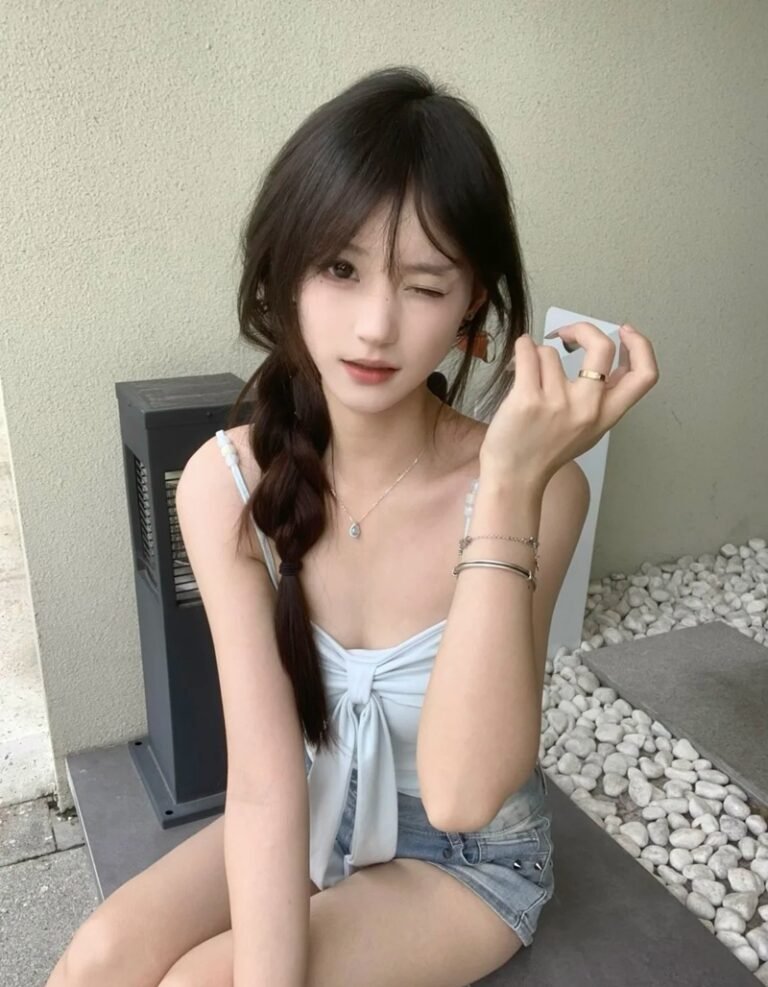 284+ Gái Xinh Trung Quốc Khiến Cộng Đồng Mạng Không Rời Mắt