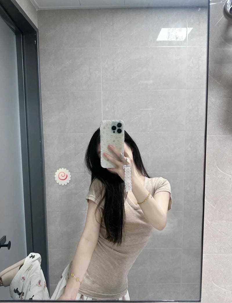 ảnh gái xinh trung quốc che mặt 18