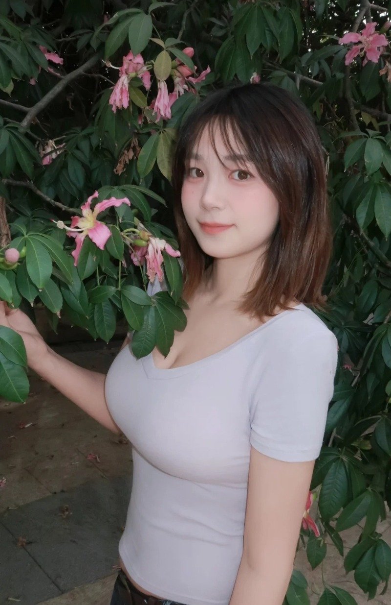 ảnh gái xinh vó tu