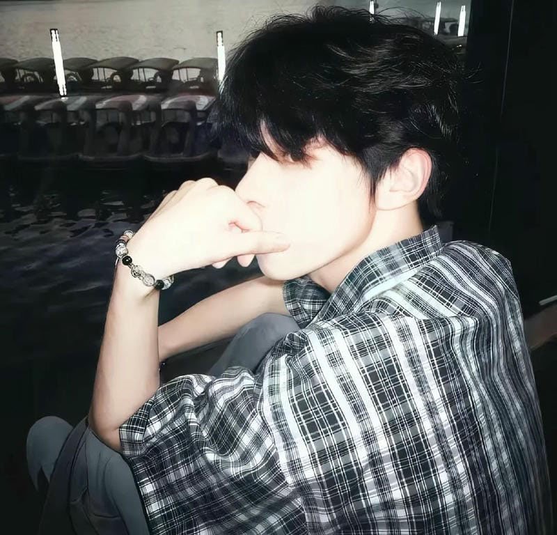 ảnh nam ngầu lạnh lùng 5