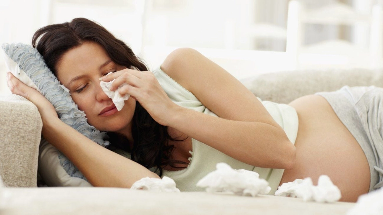Bà bầu cảm cúm ảnh hưởng đến cơ thể và thai nhi cần được chăm sóc đúng cách