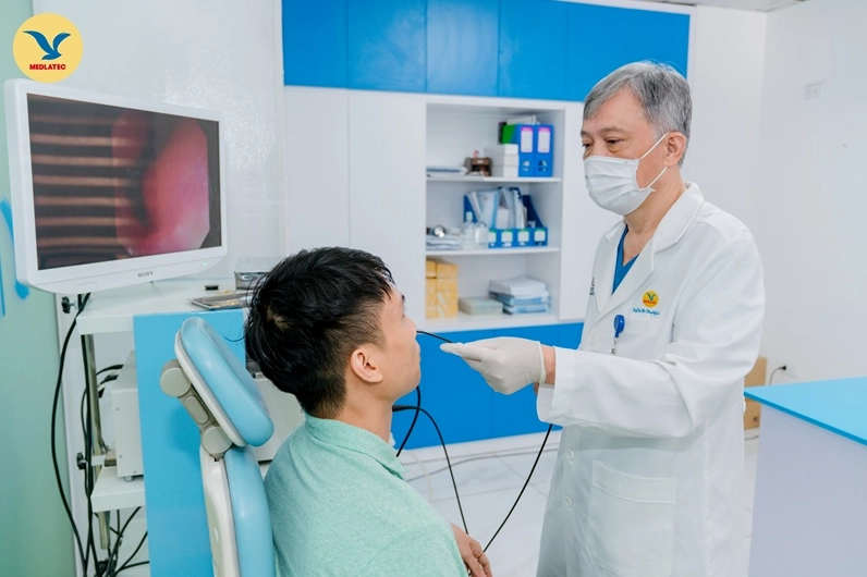 Bệnh nhân nên đi khám nếu chảy máu cam kéo dài