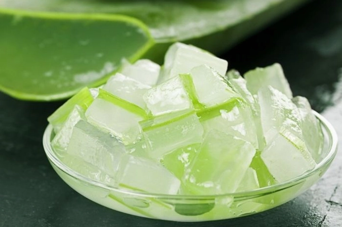 Cách sơ chế nha đam để ăn sống an toàn