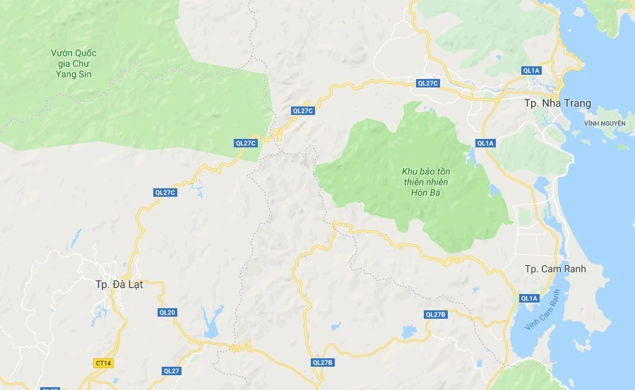 Cảnh quan thiên nhiên trên cung đường tỉnh lộ 27C đi qua Khánh Hòa