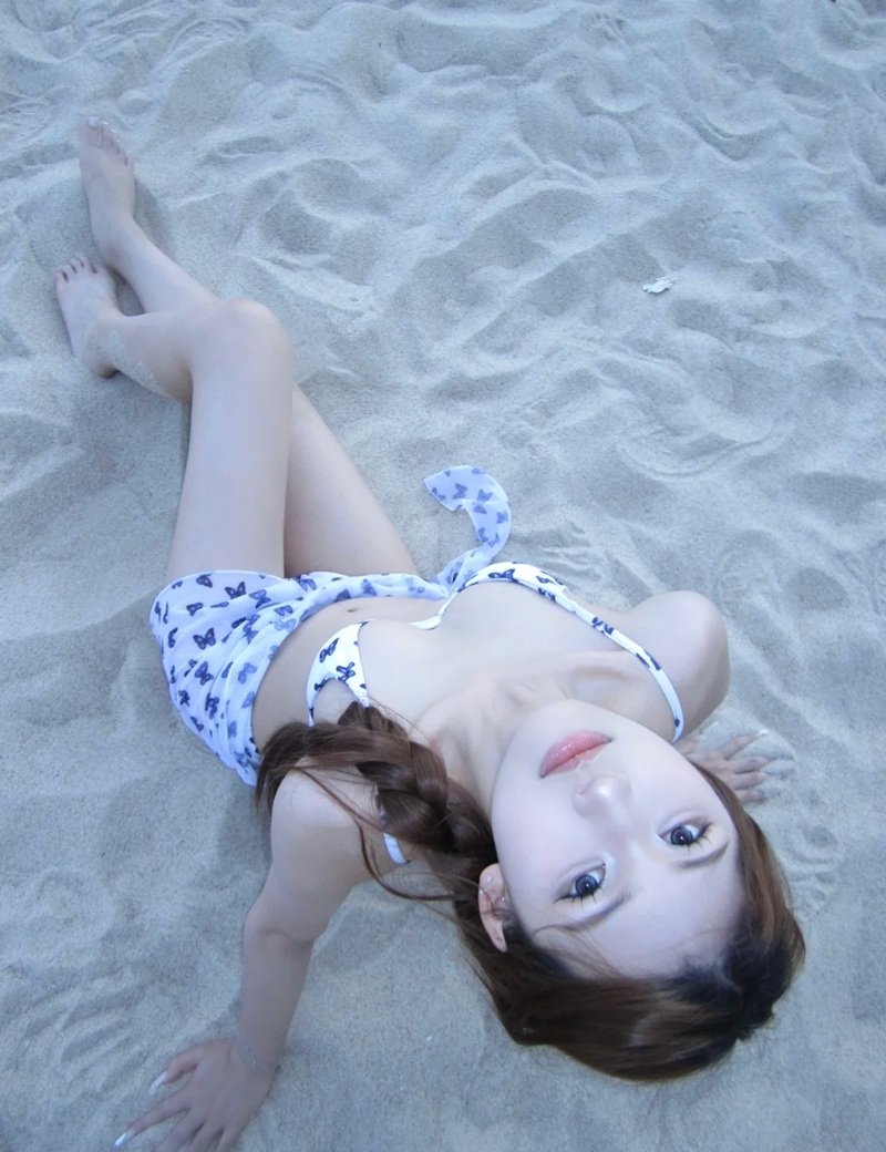 con gái mặc bikini siêu mỏng 14