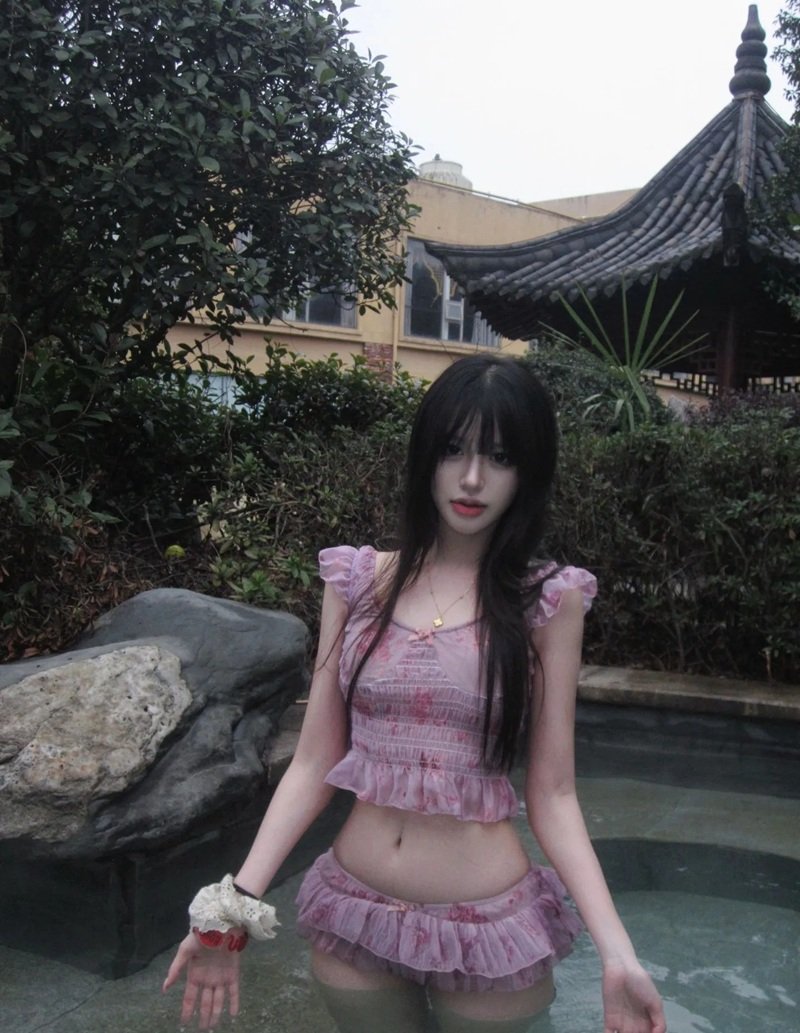 con gái mặc bikini siêu mỏng 25
