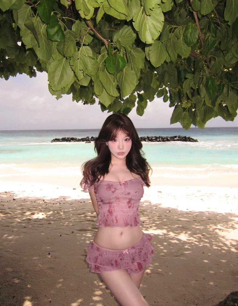 con gái mặc bikini siêu mỏng 26