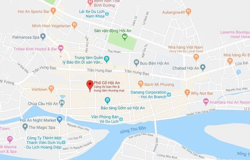 Du khách check-in tại phố cổ Hội An