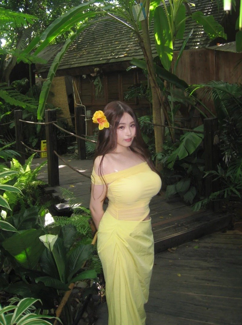 gái dú bự 3