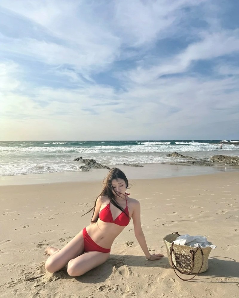gái mặc bikini 2 mảnh 1