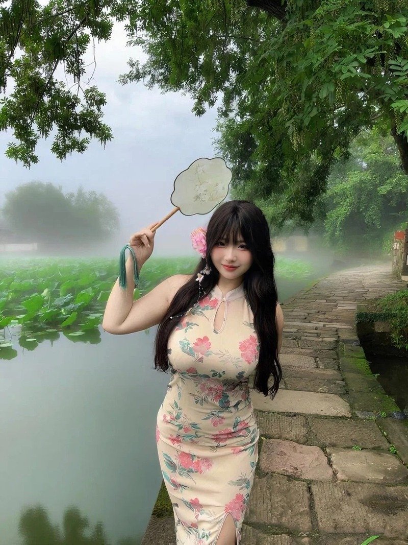 gái ngực to 15