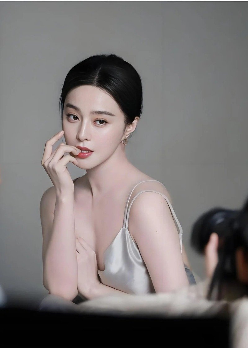 gái xinh 2025 12