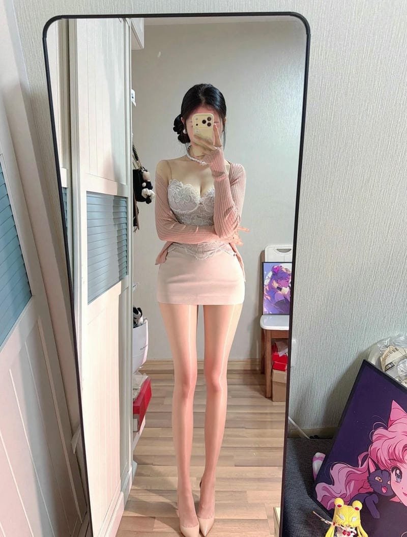 gái xinh dâm 14