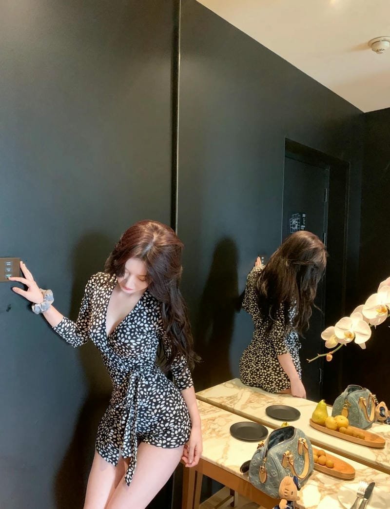 gái xinh dâm 3