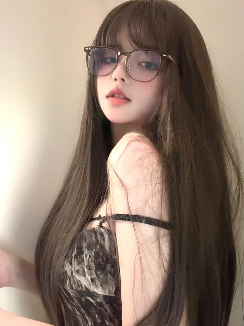 gái xinh đeo kính 19