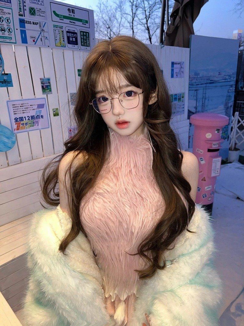 gái xinh đeo kính 7