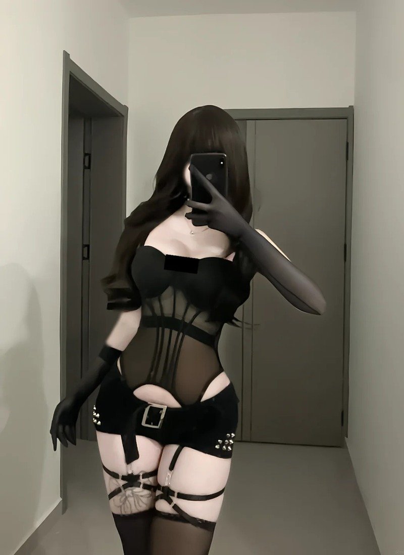 gái xinh hở hang 1