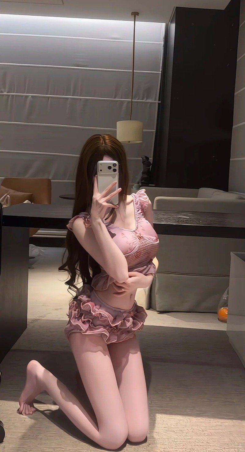 gái xinh khoe body 27