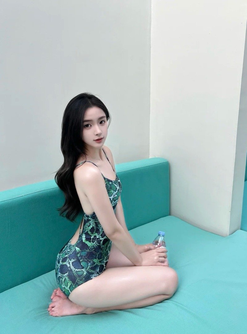 gái xinh khoe body 7