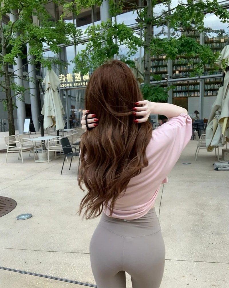 gái xinh khoe hàng 24