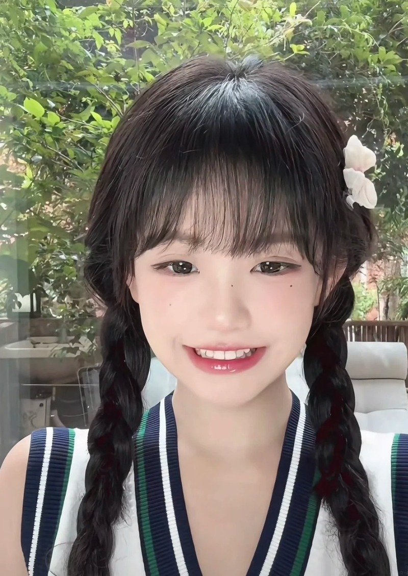 gái xinh live 25