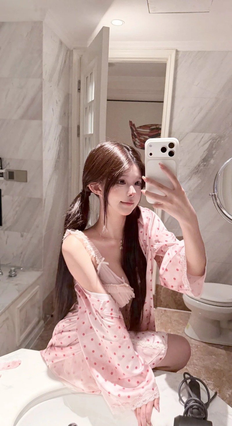 gái xinh mặc đồ ngủ 15