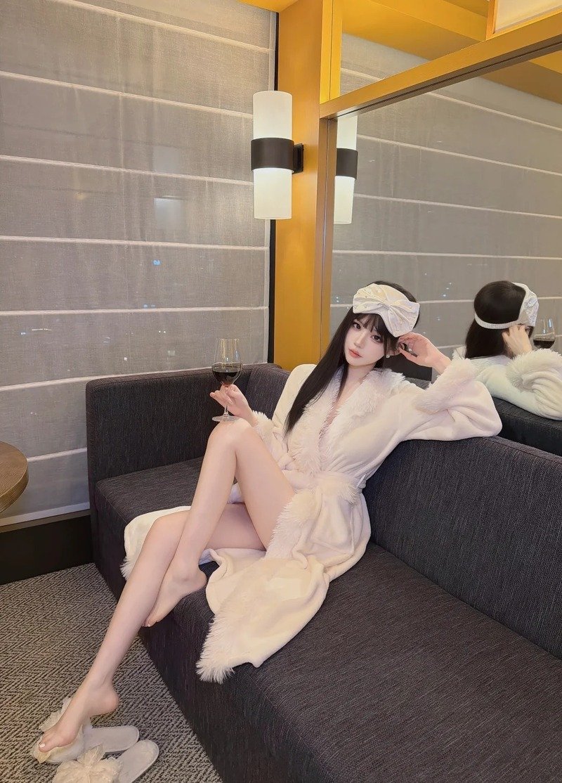 gái xinh mặc đồ ngủ 21