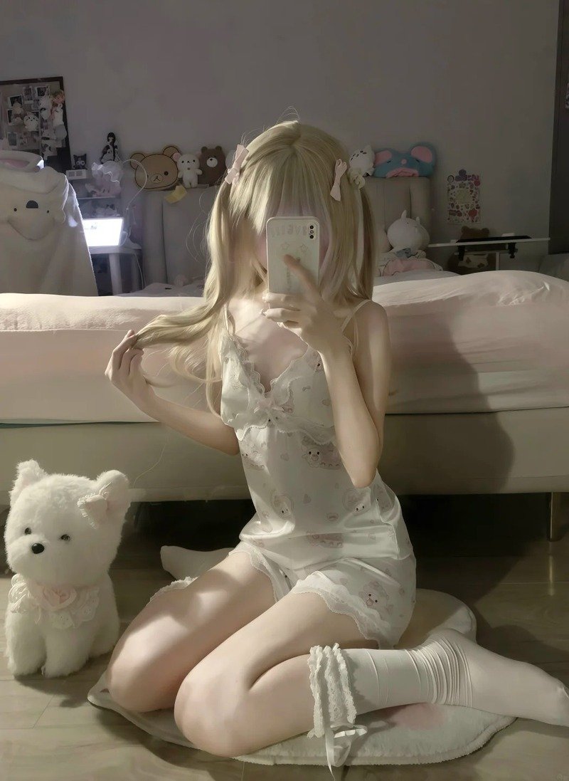 gái xinh mặc đồ ngủ 3