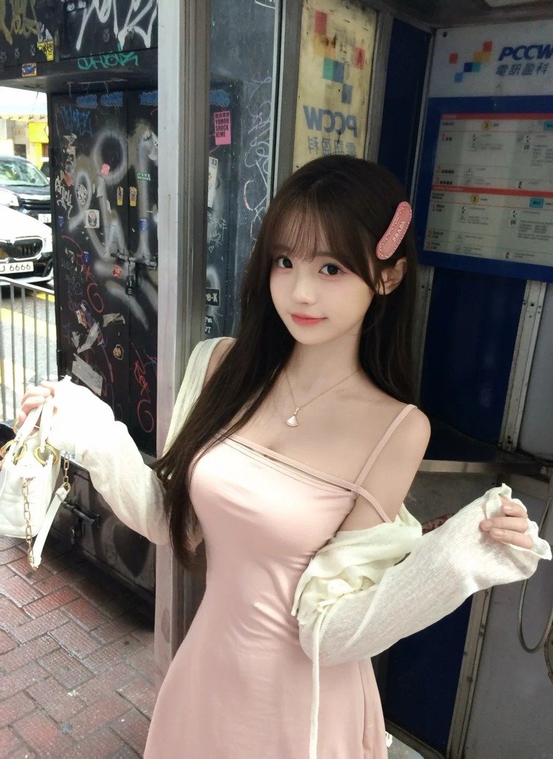 gái xinh mặc đồ pinky 1