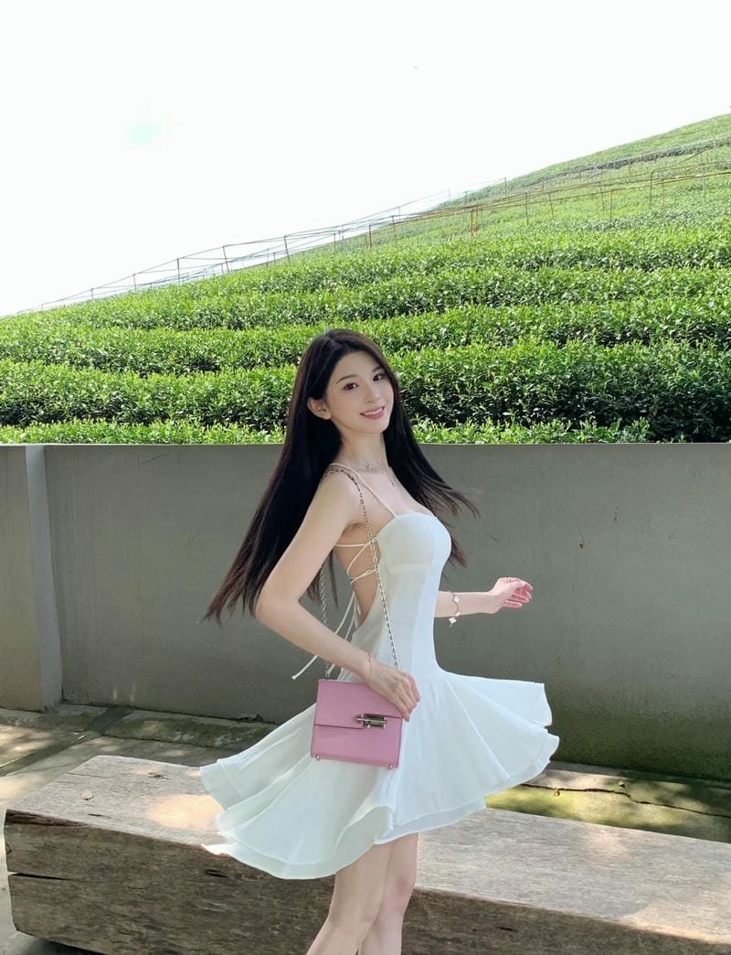 gái xinh mặc váy 11