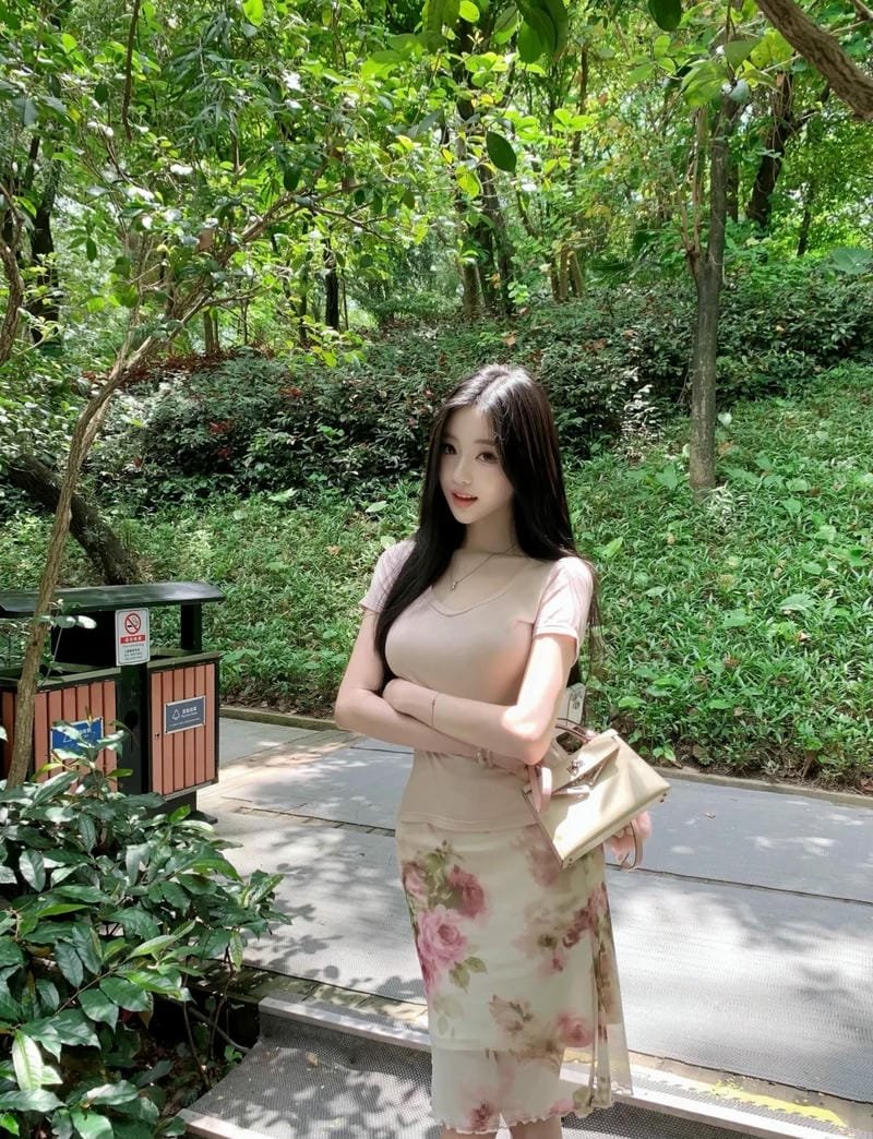 gái xinh mặc váy 31