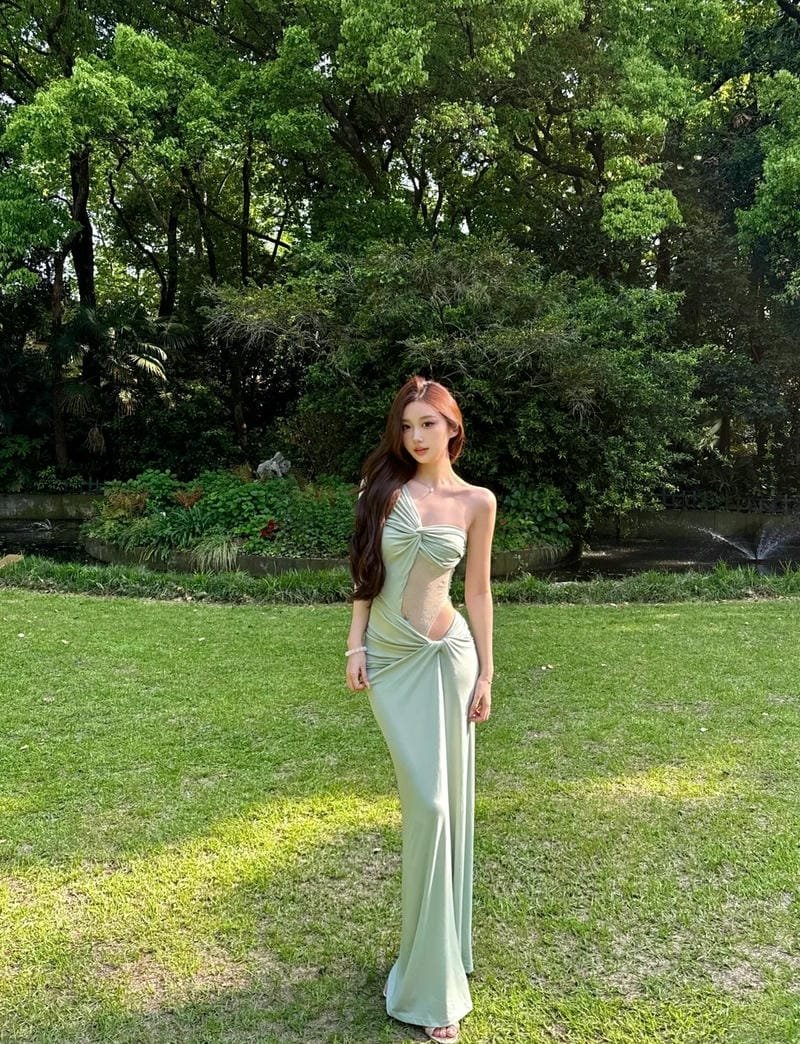 gái xinh mặc váy 4