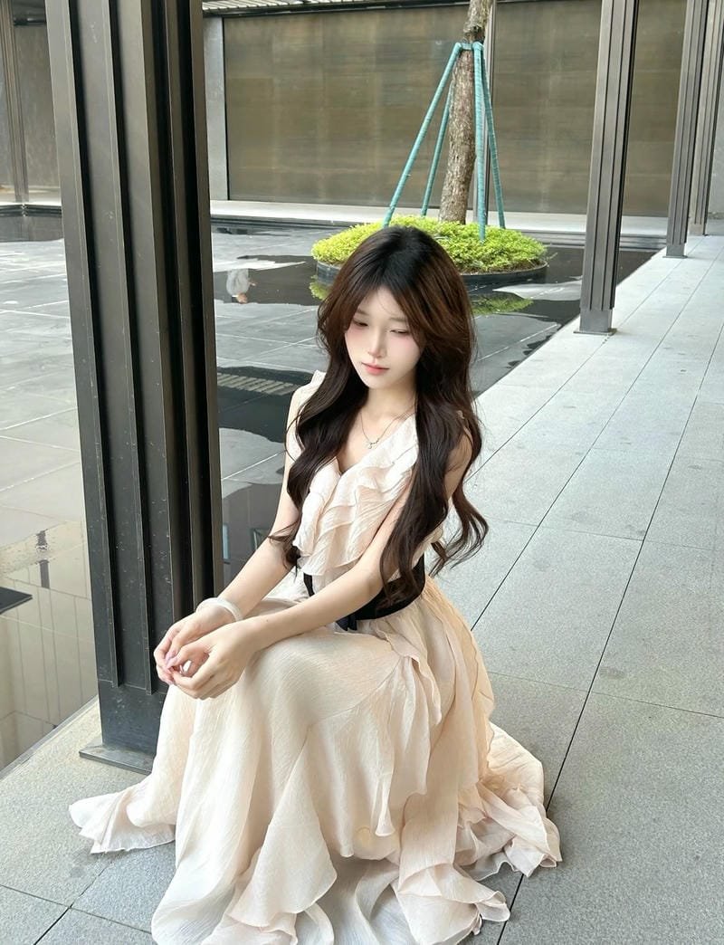 gái xinh mặc váy 9